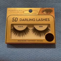 *Lashes*
