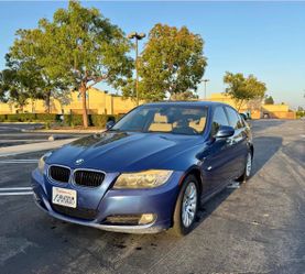 2009 BMW 328i sedan 4D
