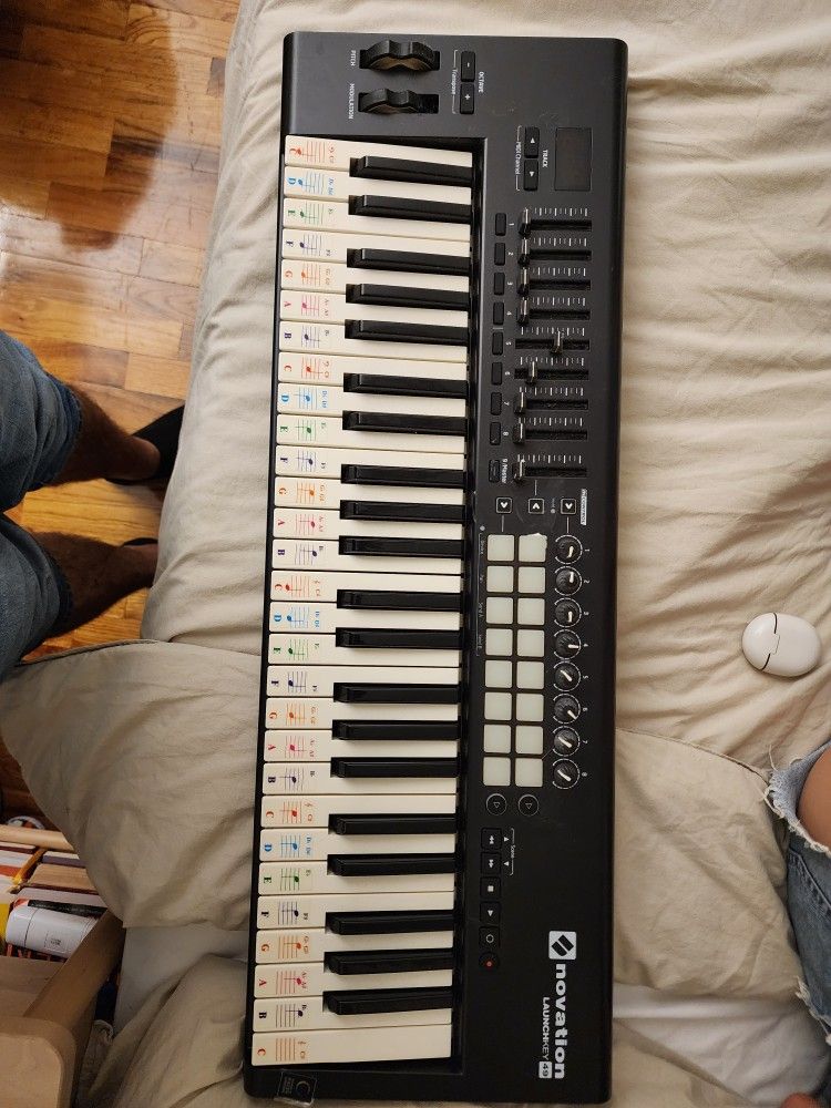 Novation Launchkey 49 MIDI Keyboard