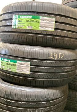 245 45 18 Set Of Tires Brand New