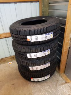 Fits Sprinter, Michelin Agilis LT245/75/R16