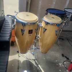 congas  y timbal