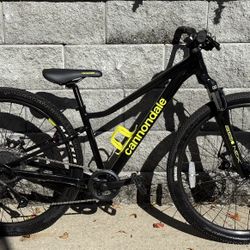 Cannondale Trail 26 Mountain Bike