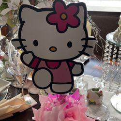 Hello Kitty Center Pieces 