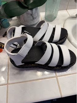 Dr martins size 9