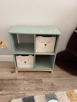 Delta Children Brannan Bear Bookcase