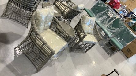 Outdoor Wicker Patio Chairs with Cushions