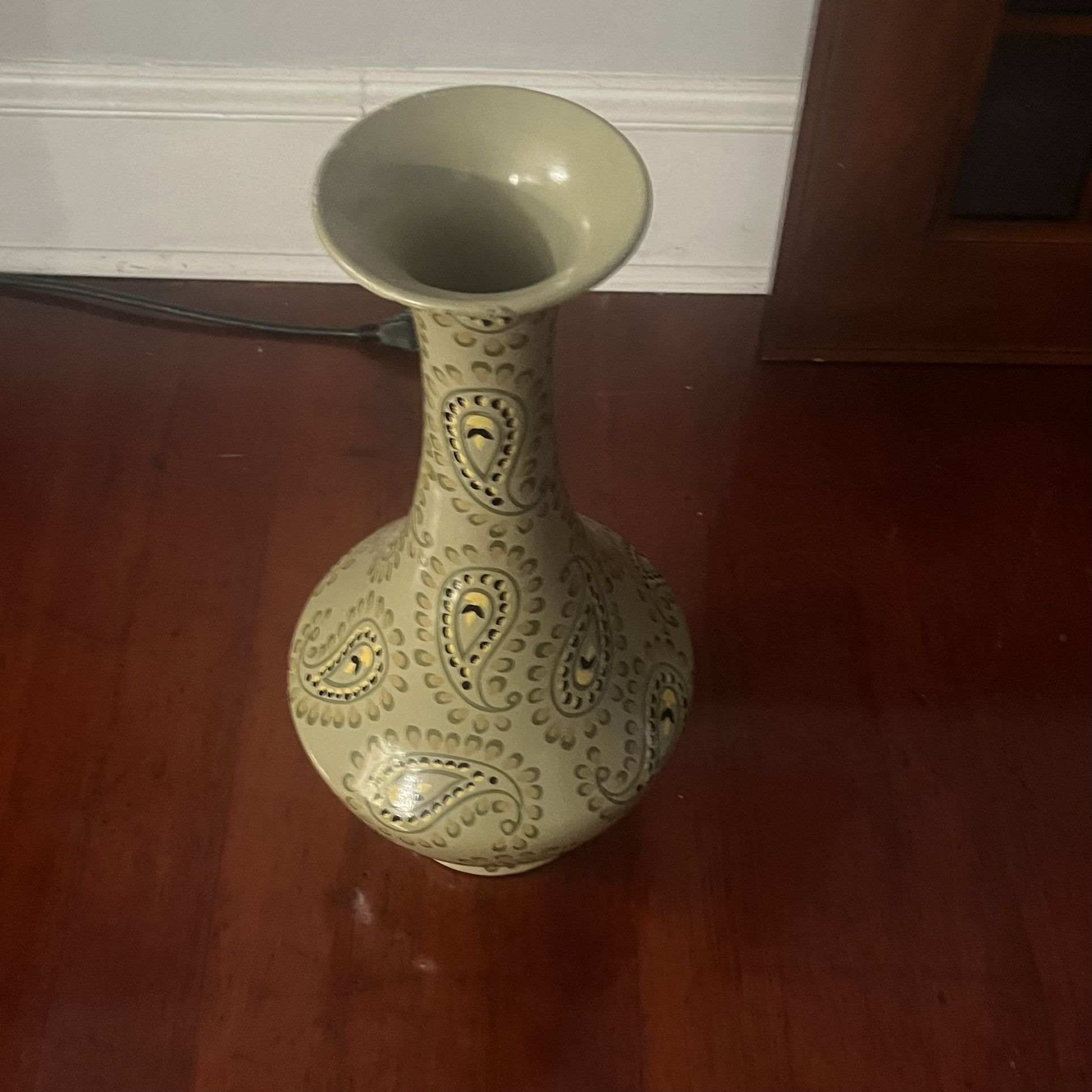 Vase Green