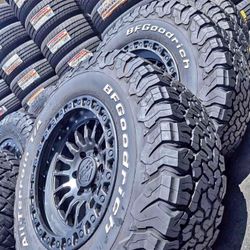 Vendo un set de rines nuevos con llantas BFgoodrich 275/70/17