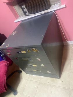 File cabinet