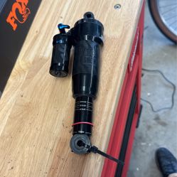 RockShox Deluxe 210x55
