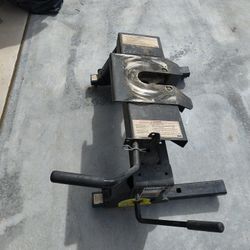 Reese  Gooseneck 16,000 Lb