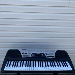Yamaha Keyboard Piano