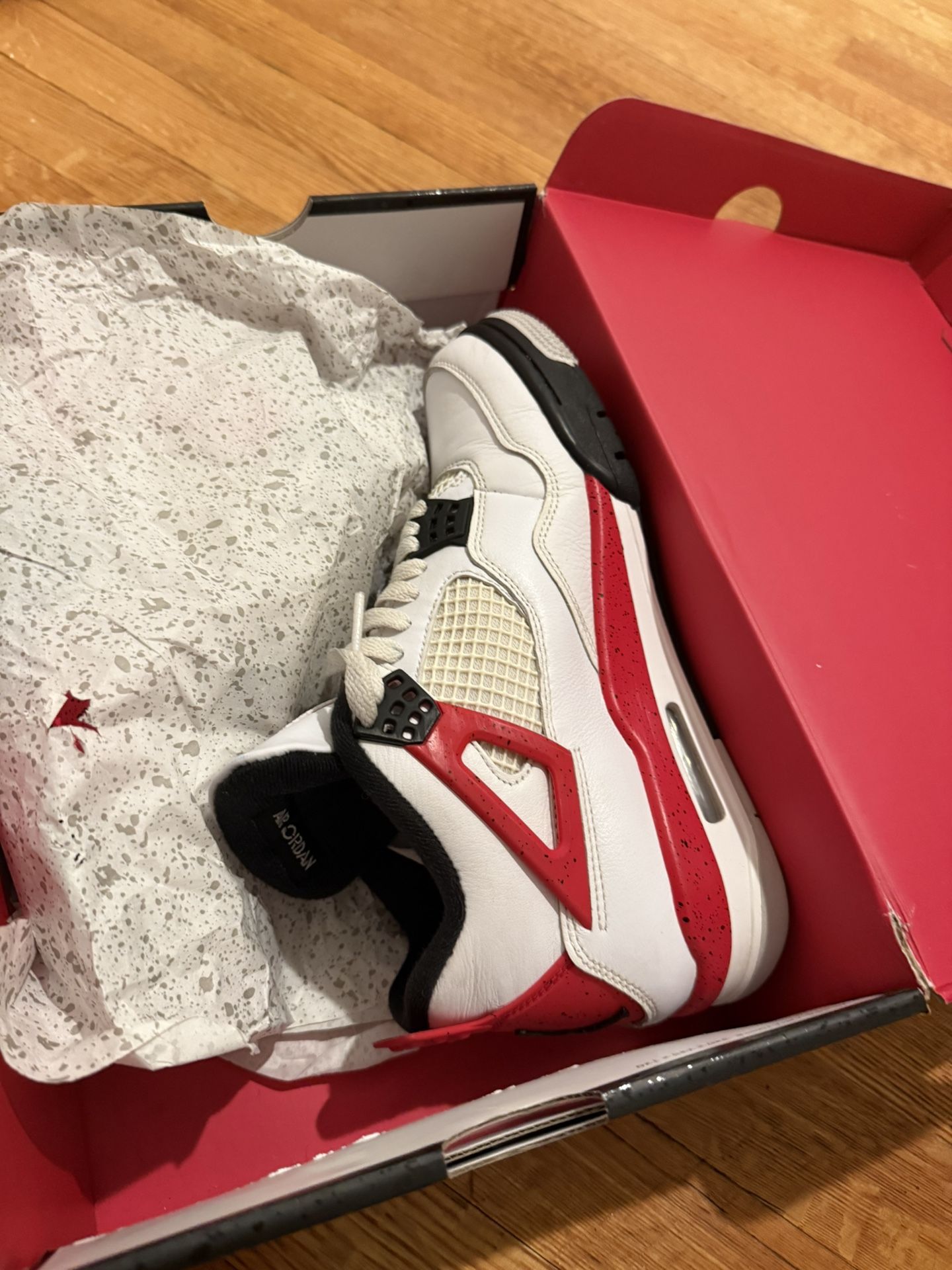 Jordan 4 Retro Cement