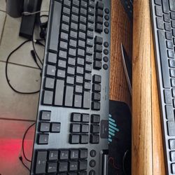 Logitech G915 Keyboard 