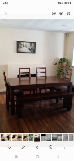 Dining room table set