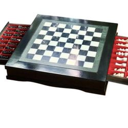 Briarwood marble White and Black Chess Board