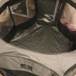 Collapsible Dog Pen