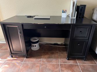 IKEA Sturdy Desk