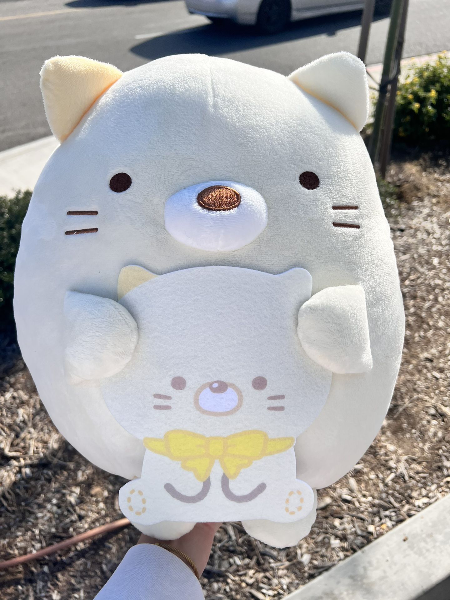 Sumikko gurashi Cat Neko with Handmade Plush with Bow Holding 16" Plush Round 1