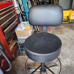 Swivel chair