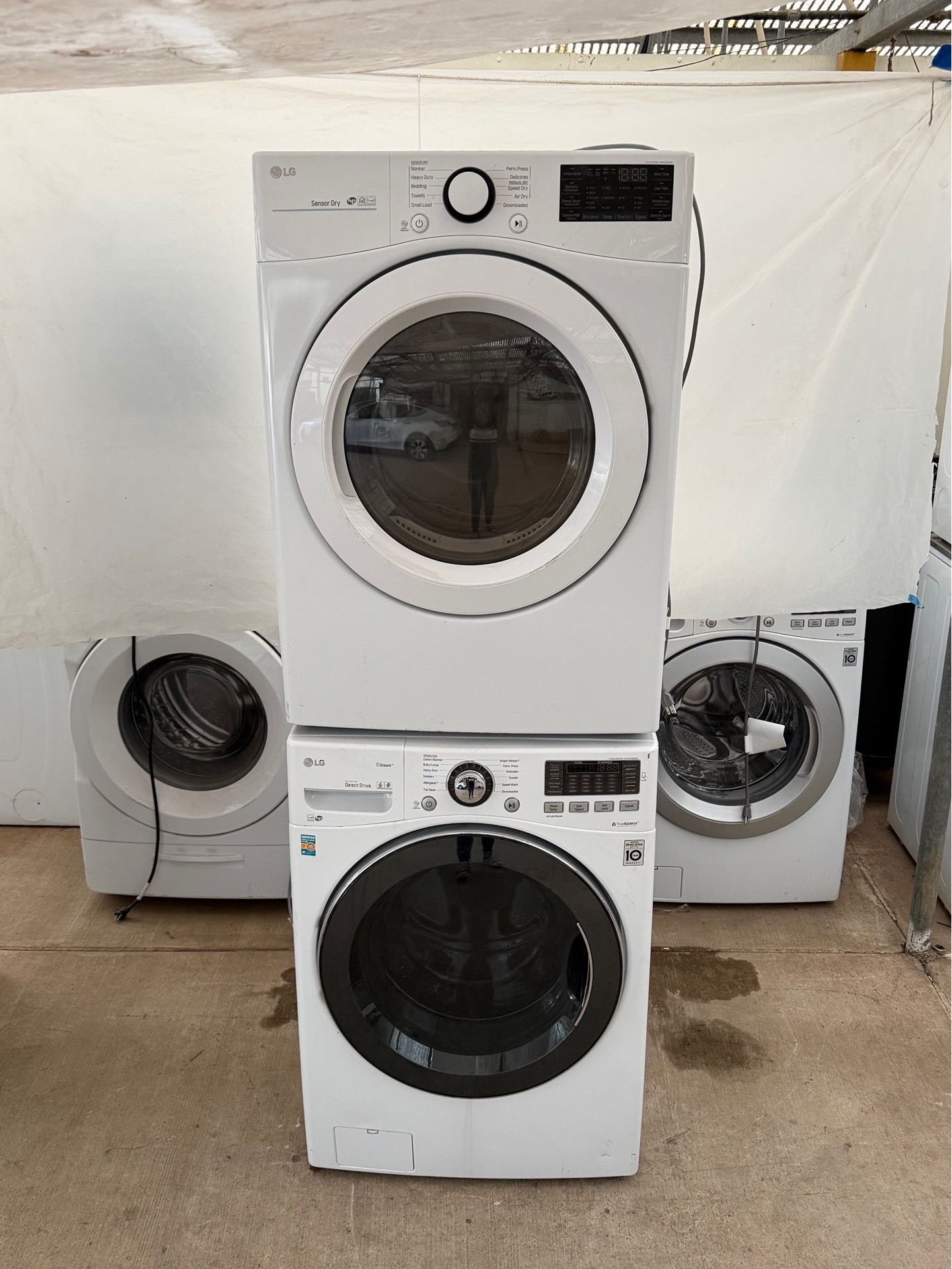 LG Washer And Gas Dryer Laundry Set