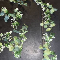 2 Pcs / 5.9 / 1pc Artificial Eucalyptus Leaves Greenery Garland Faux Plant Spring Vines with White Flowers Berries for Wedding Home Party 