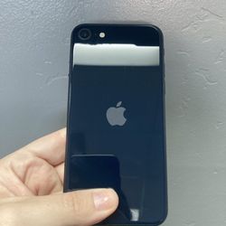 iPhone SE 2  gen unlocked 64 GB