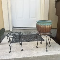 Plant Stands 