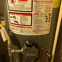 Rheem 40 Gallon Gas Hot Water Heater 