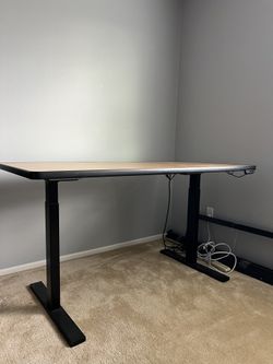 Linak Professional Office Equipment Electric Sit-Stand Desk – 60”x30”, Dual Motor, Memory Presets