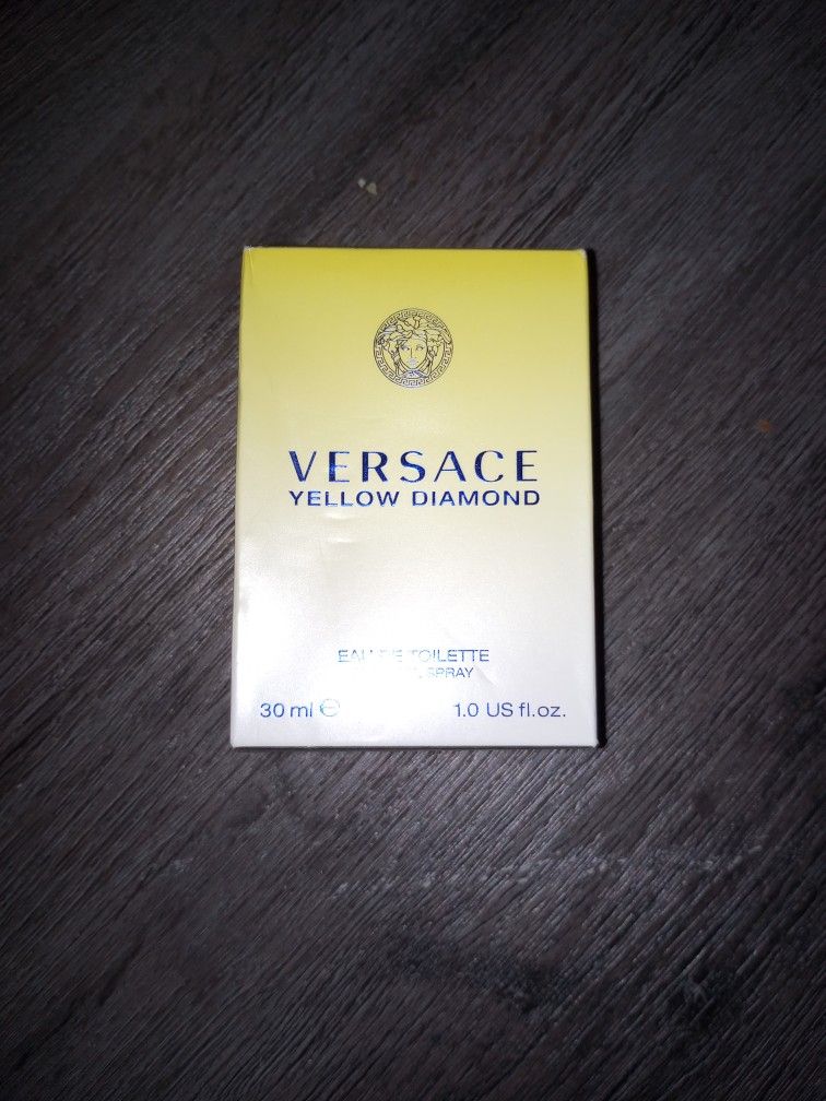 Versace Yellow Diamond 