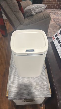 White Automatic Sensor Trash Can