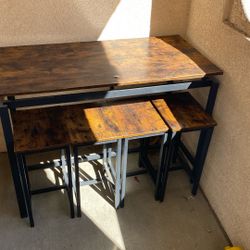 Outdoor Table With 4 Stools Used 