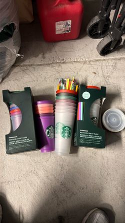 Starbucks cup lot