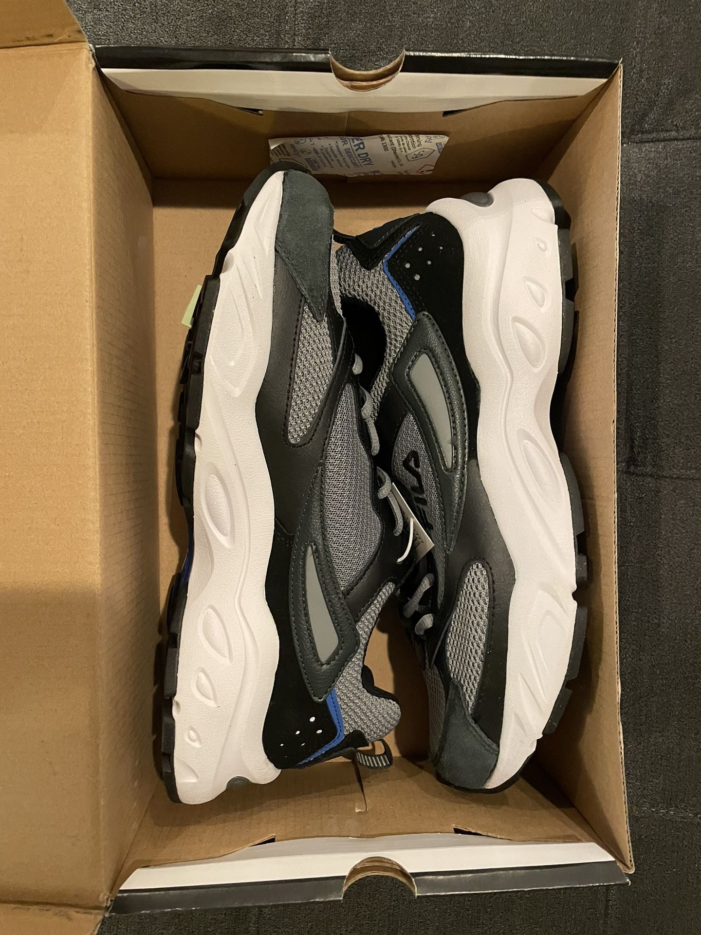 Fila Men’s Shoes Envision Size 11
