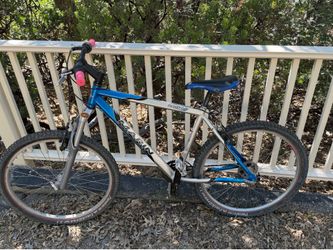 Marin Hawk Hill Mountain Bike – RockShox Suspension – Ready to Ride – $150 OBO