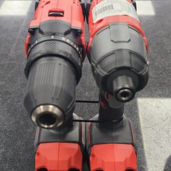 Craftsman 2-PC Drill Set With 2 Batteries and Charger. ASK FOR RYAN. #4(contact info removed)081-01