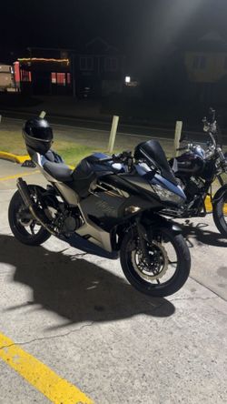 2023 Kawasaki Ninja 400