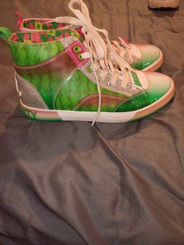 Wicked'-Womans Running Shoes