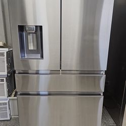 Samsung 36” 4-door Stainless Steel Refrigerator 