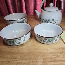 Vintage Lincoware Set (now Corning/Correll)