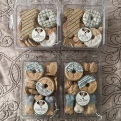 Claudia’s Canine Bakery Fancy 