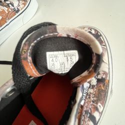 Vans Limited Edition,