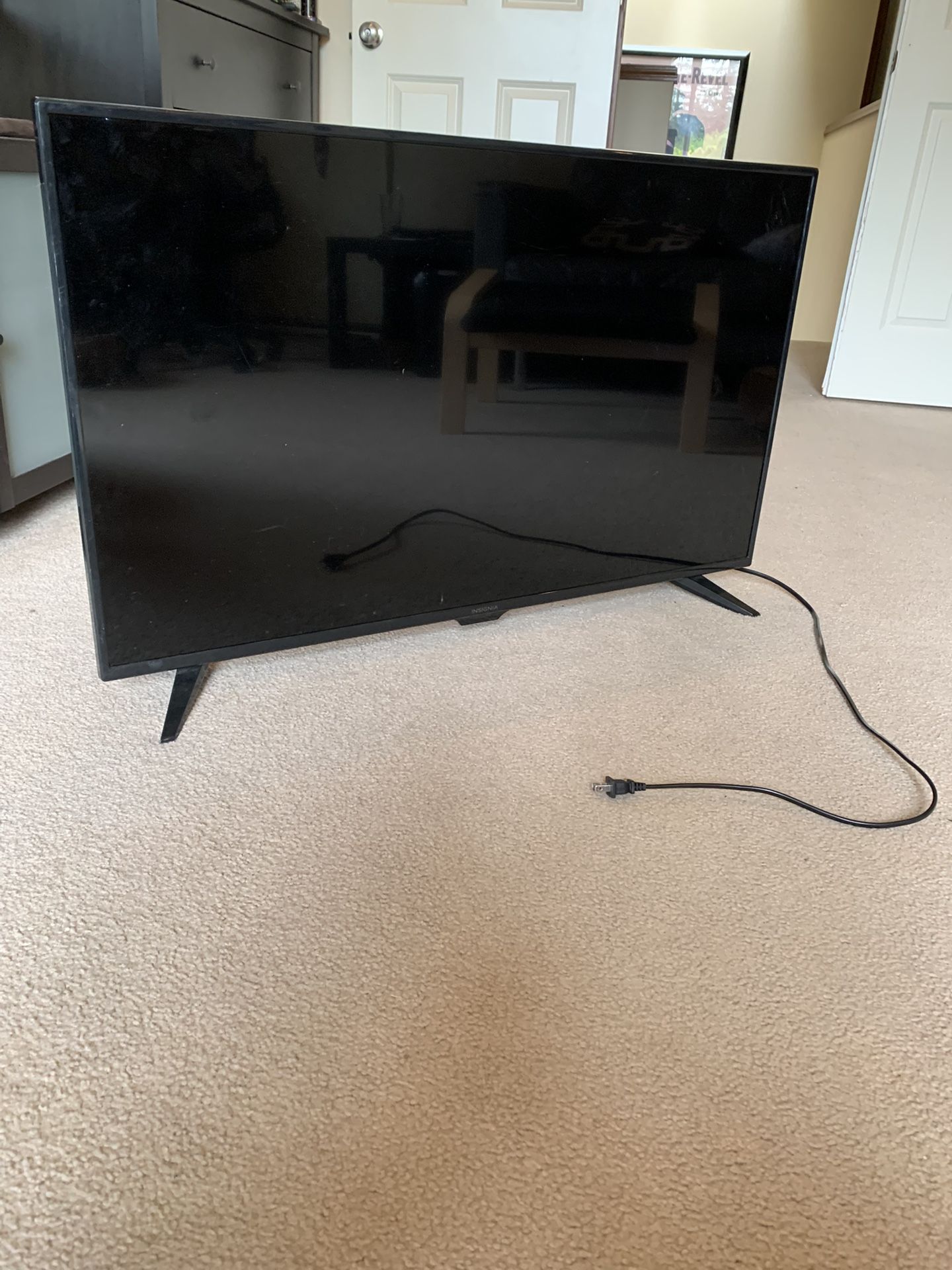 Insignia 43 Inch Tv