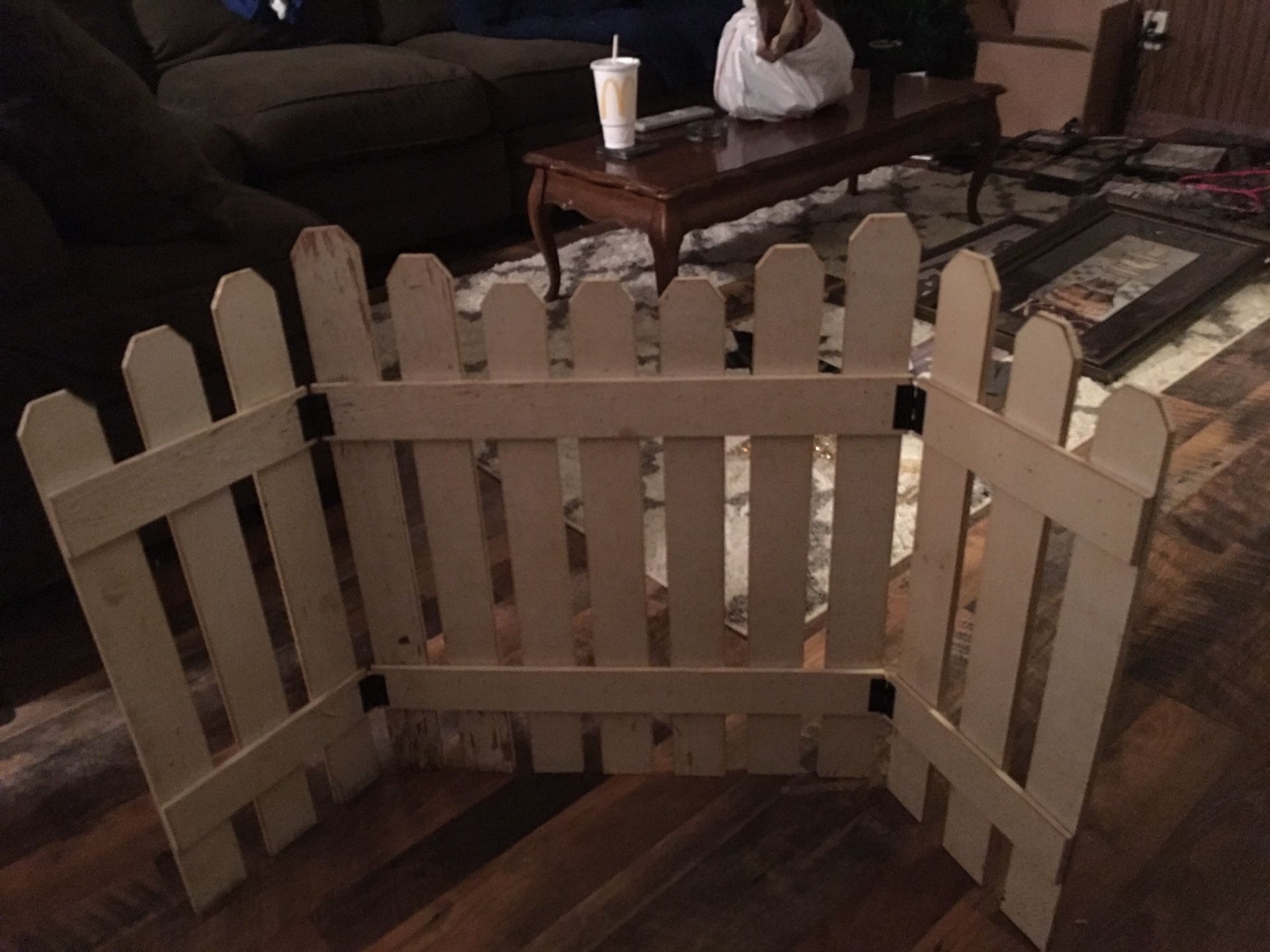 Distressed folding decorative fence