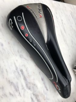 COBB Cycling Vflow Plus CR MO railing black/silver road bike saddle.