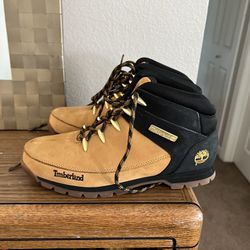 Size 9 Timberland Boots