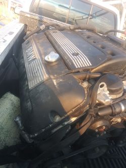 2005 BMW 530i engine and transmission