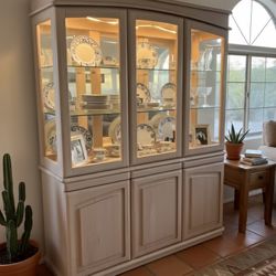Stunning China Cabinet
